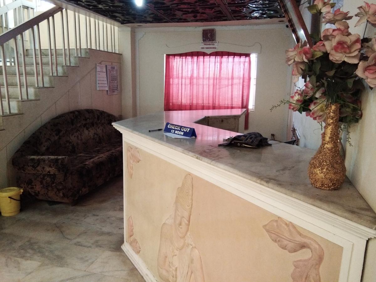 Chakkalakkal Residency Hotel Ambalavayal Esterno foto