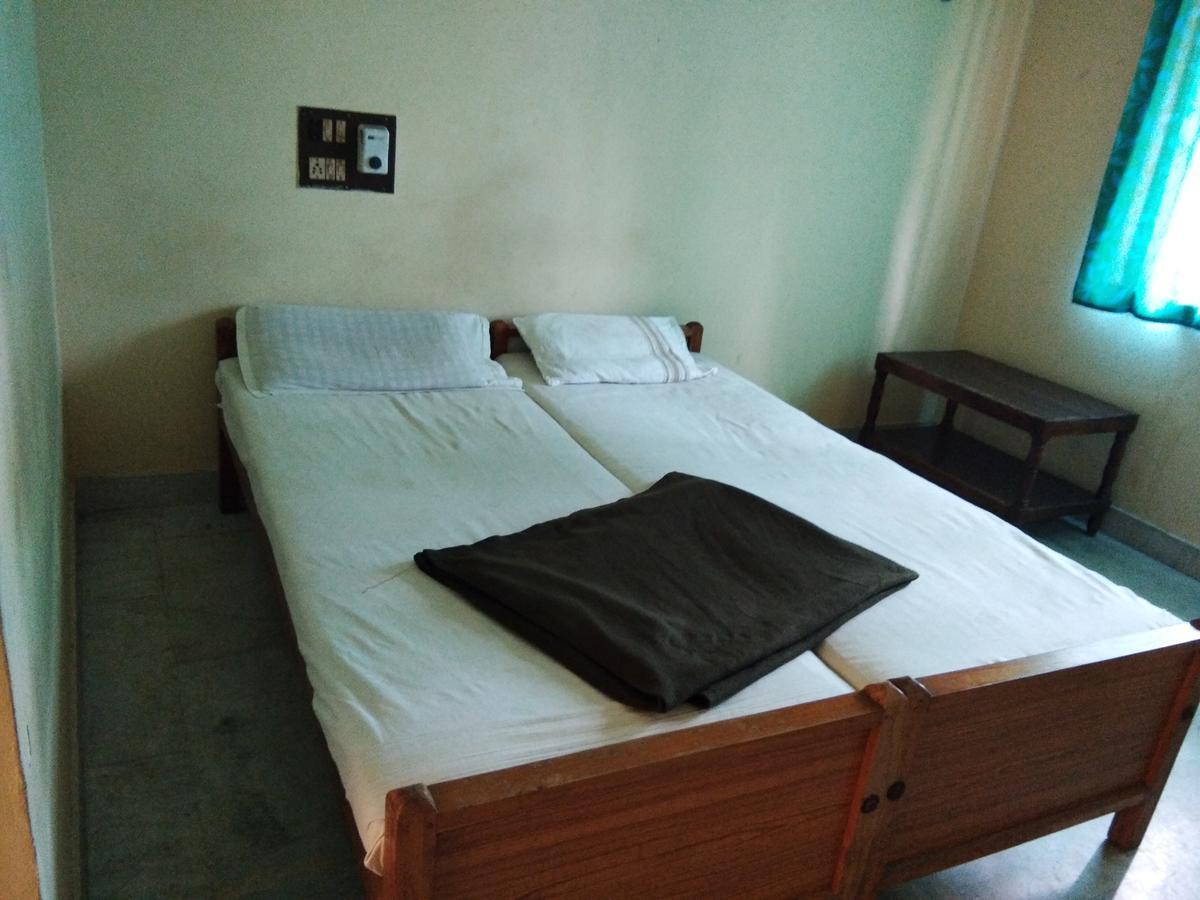 Chakkalakkal Residency Hotel Ambalavayal Esterno foto